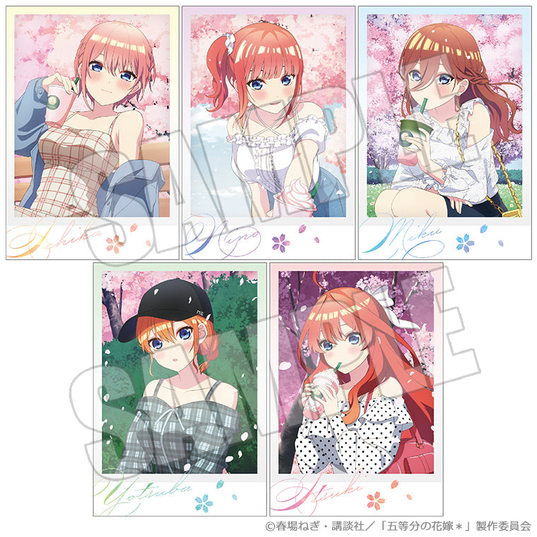 トレーディングチェキ風カード<花めく彼女と春のひと口>
