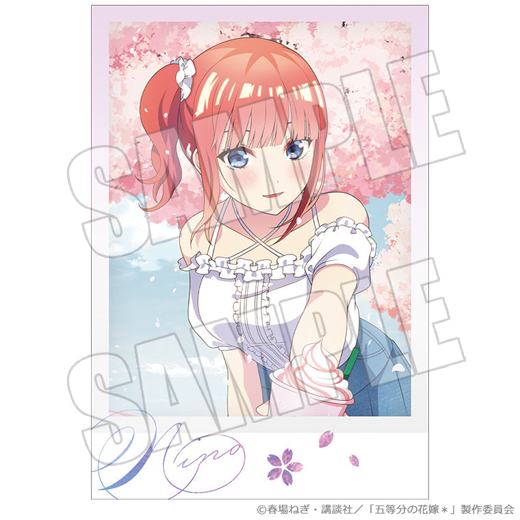 トレーディングチェキ風カード<花めく彼女と春のひと口>