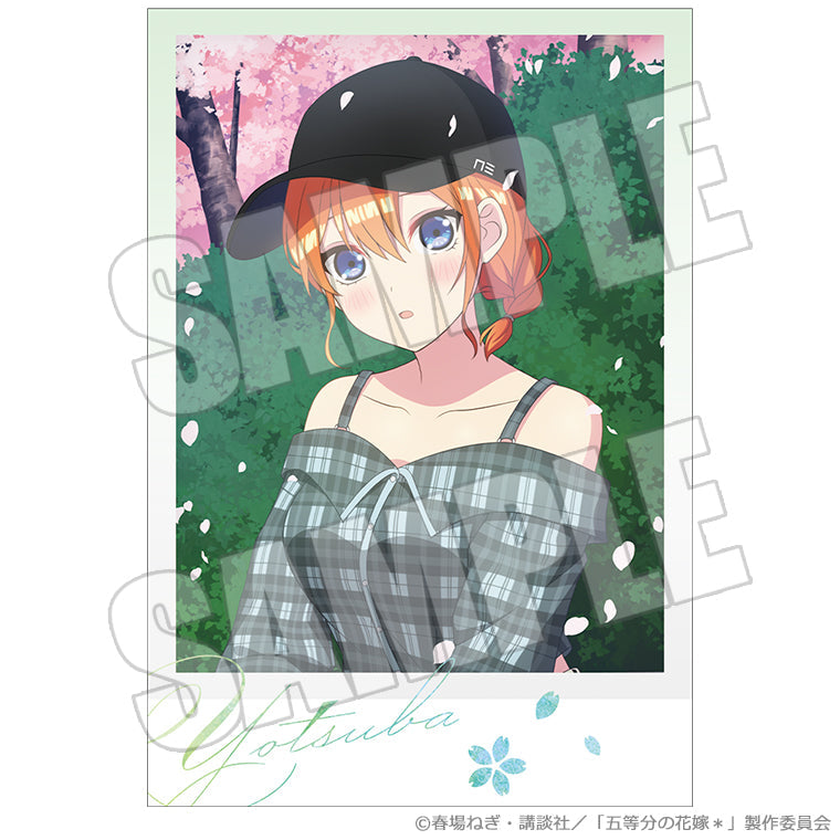 トレーディングチェキ風カード<花めく彼女と春のひと口>