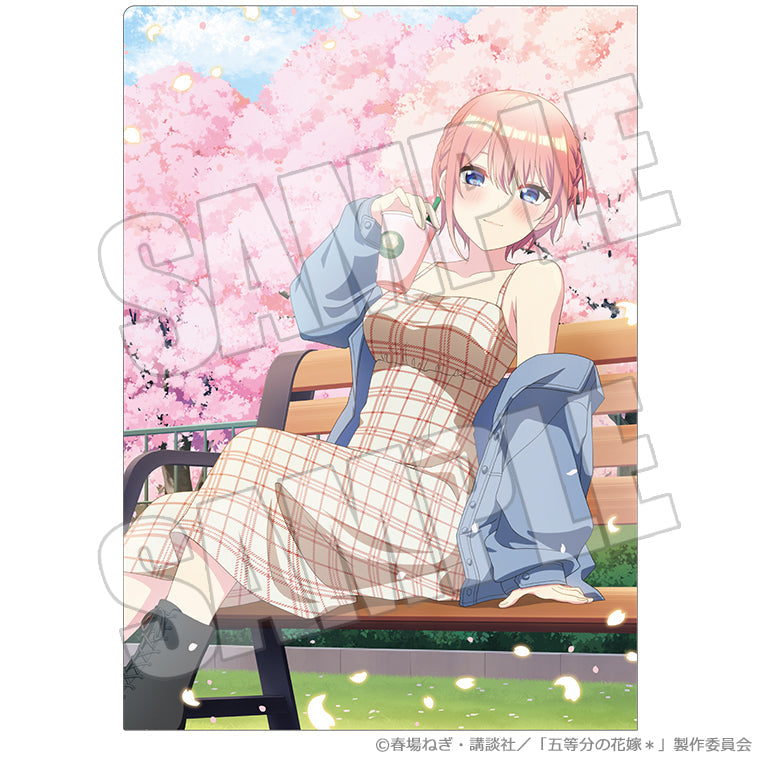 クリアファイル<花めく彼女と春のひと口 一花>