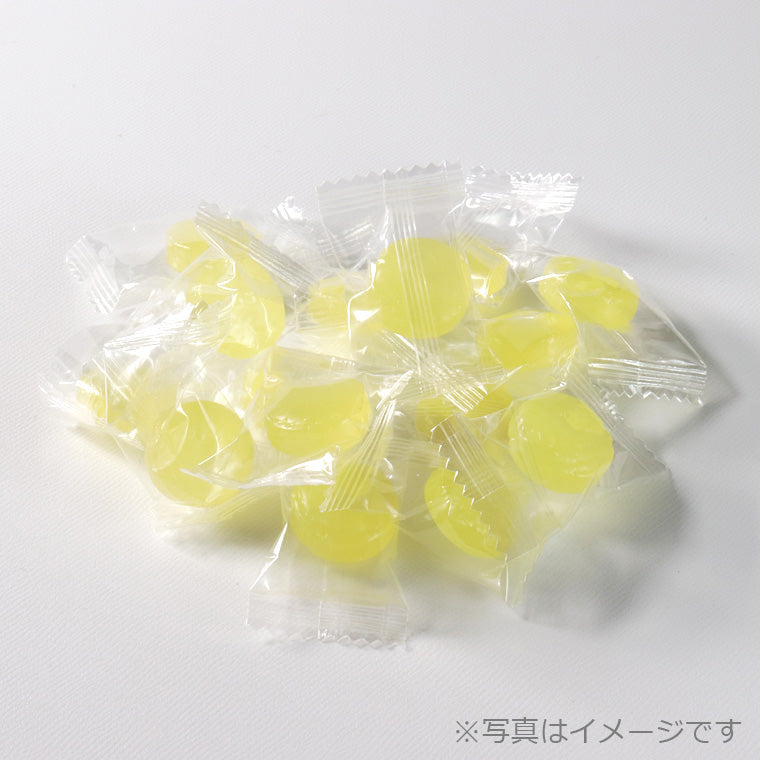 缶バッジ付きキャンディ<Maid by Rabbits チノ&シャロ&マヤ&フユ&ナツメ> 塩レモン味