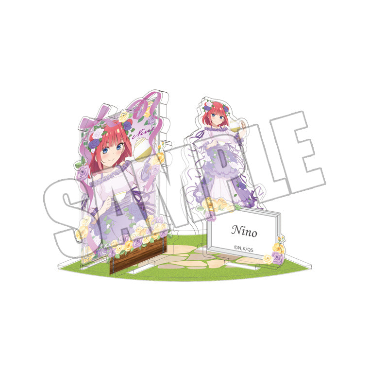 アクリルシート付きジオラマスタンド<五つ子のティーパーティー 二乃>