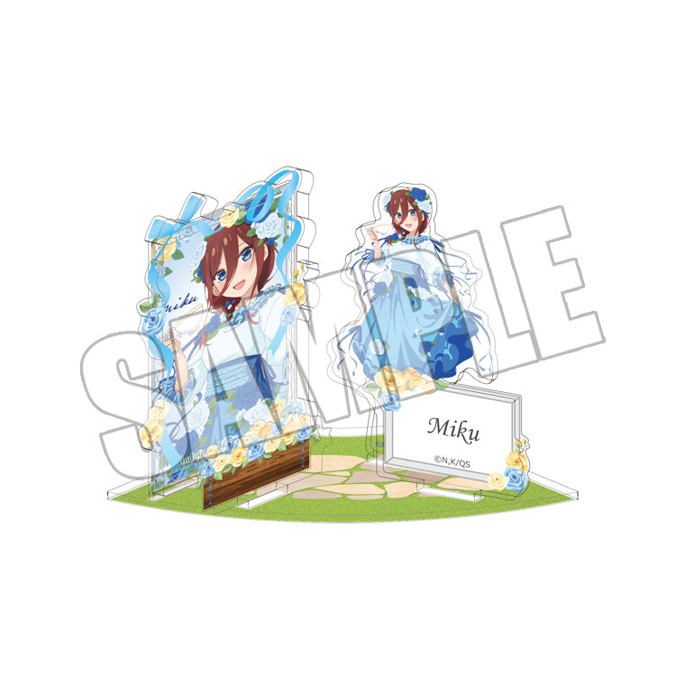 アクリルシート付きジオラマスタンド<五つ子のティーパーティー 三玖>