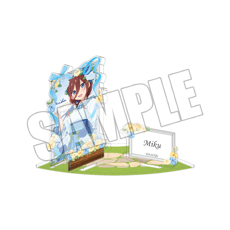 アクリルシート付きジオラマスタンド<五つ子のティーパーティー 三玖>