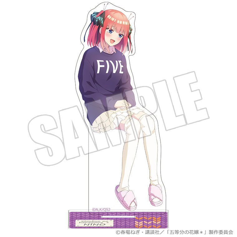 アクリルスタンド＜暖炉のそばで Silent Time 二乃＞