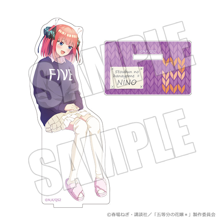 アクリルスタンド＜暖炉のそばで Silent Time 二乃＞