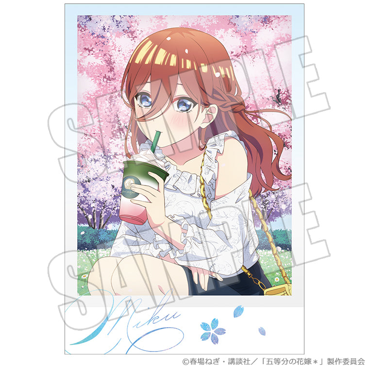 トレーディングチェキ風カード＜花めく彼女と春のひと口＞