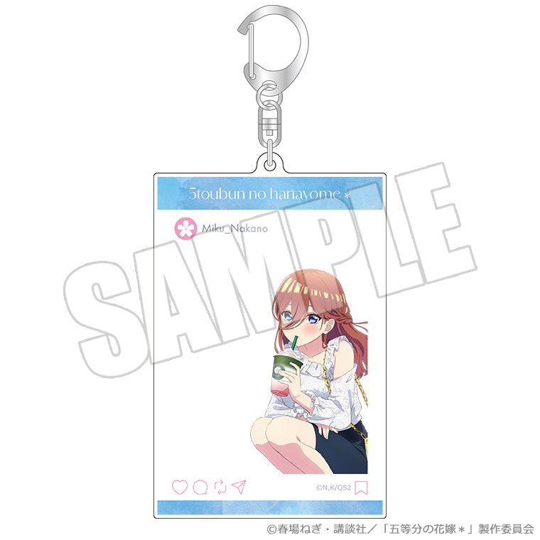 SNS風アクリルキーホルダー＜花めく彼女と春のひと口 三玖＞